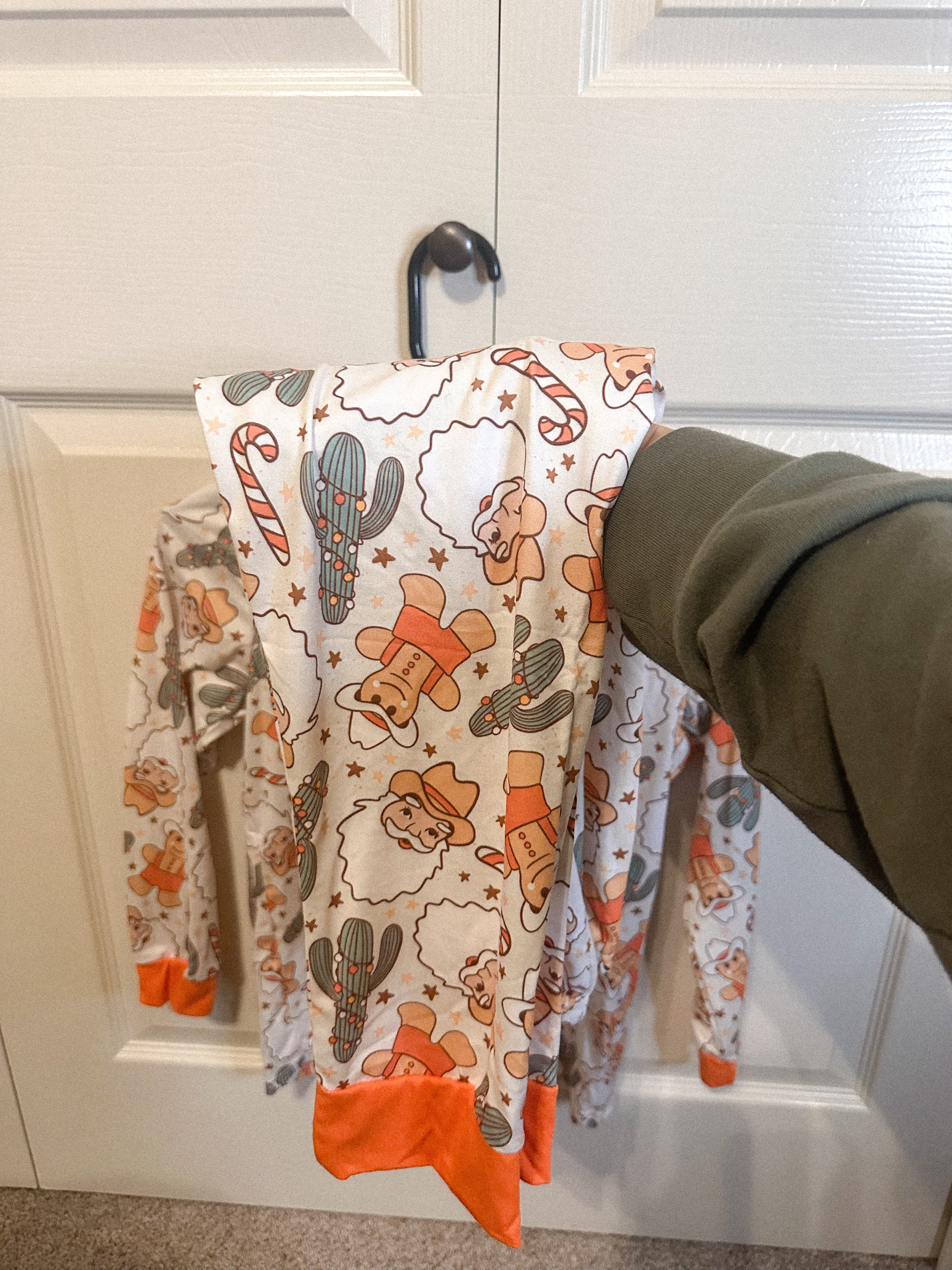 Cactus Christmas Kids Sz 10-12 T PJ Set
