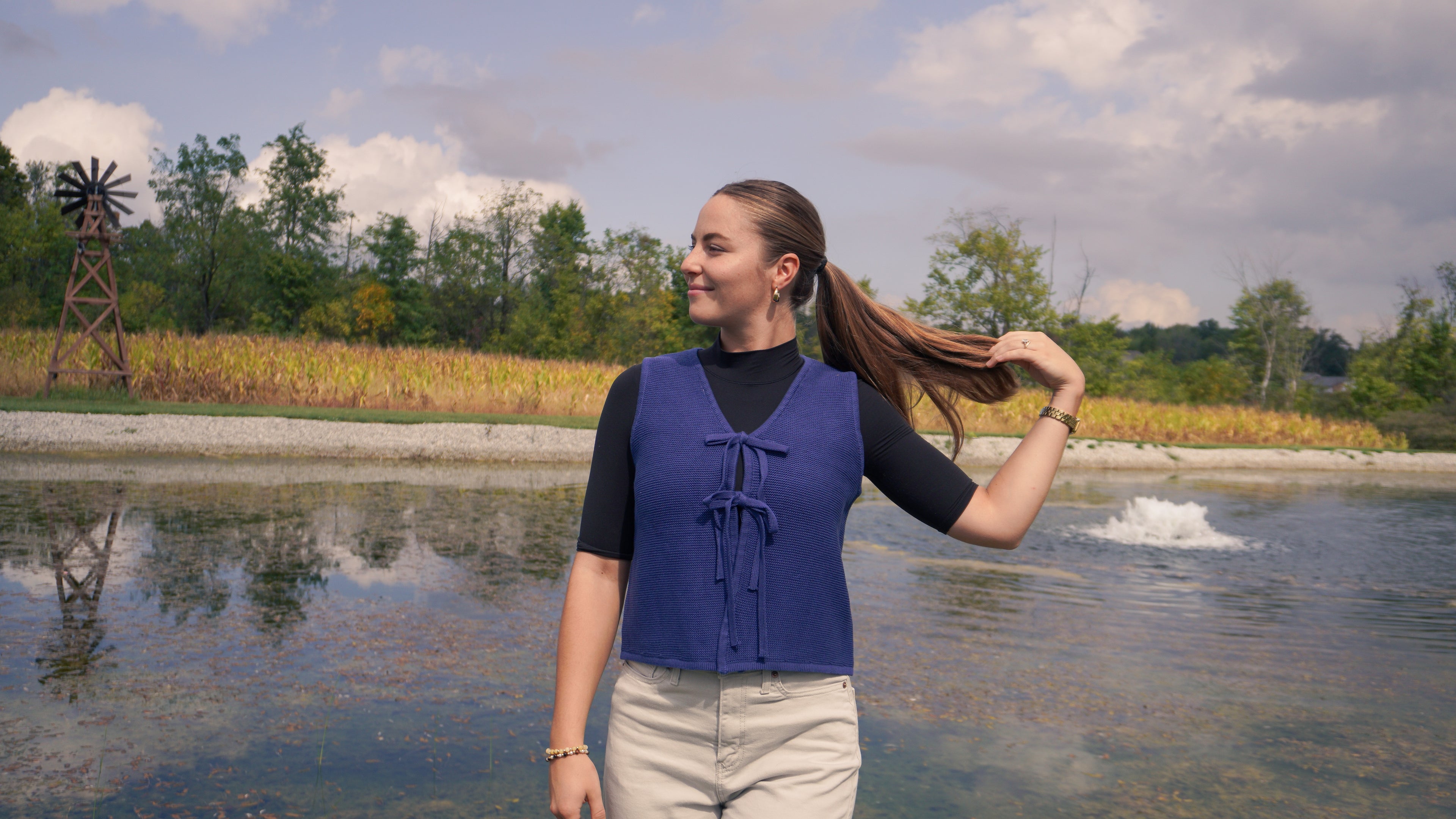 Frost Knit Tie Vest- Navy