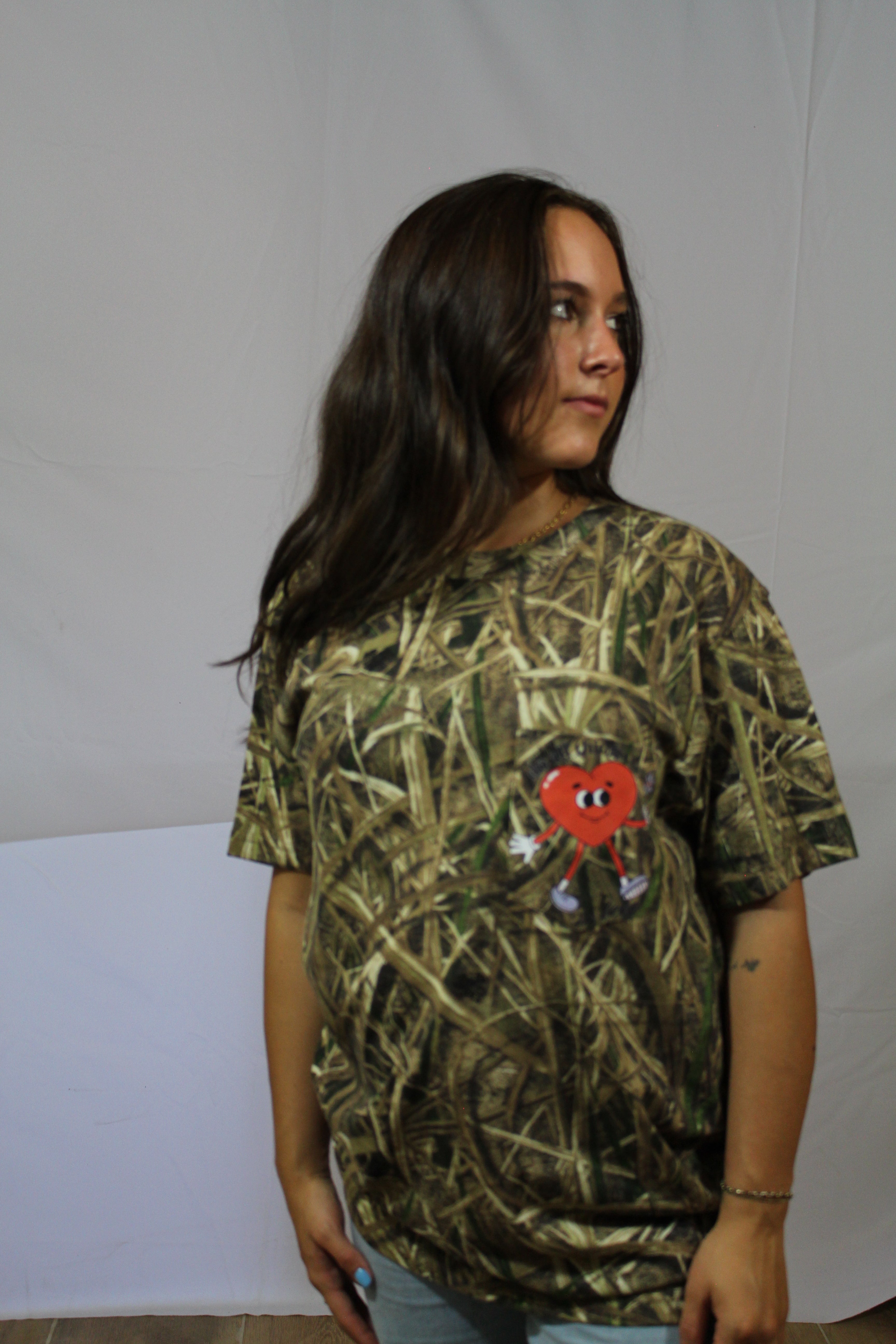Do all things in love camo T-shirt